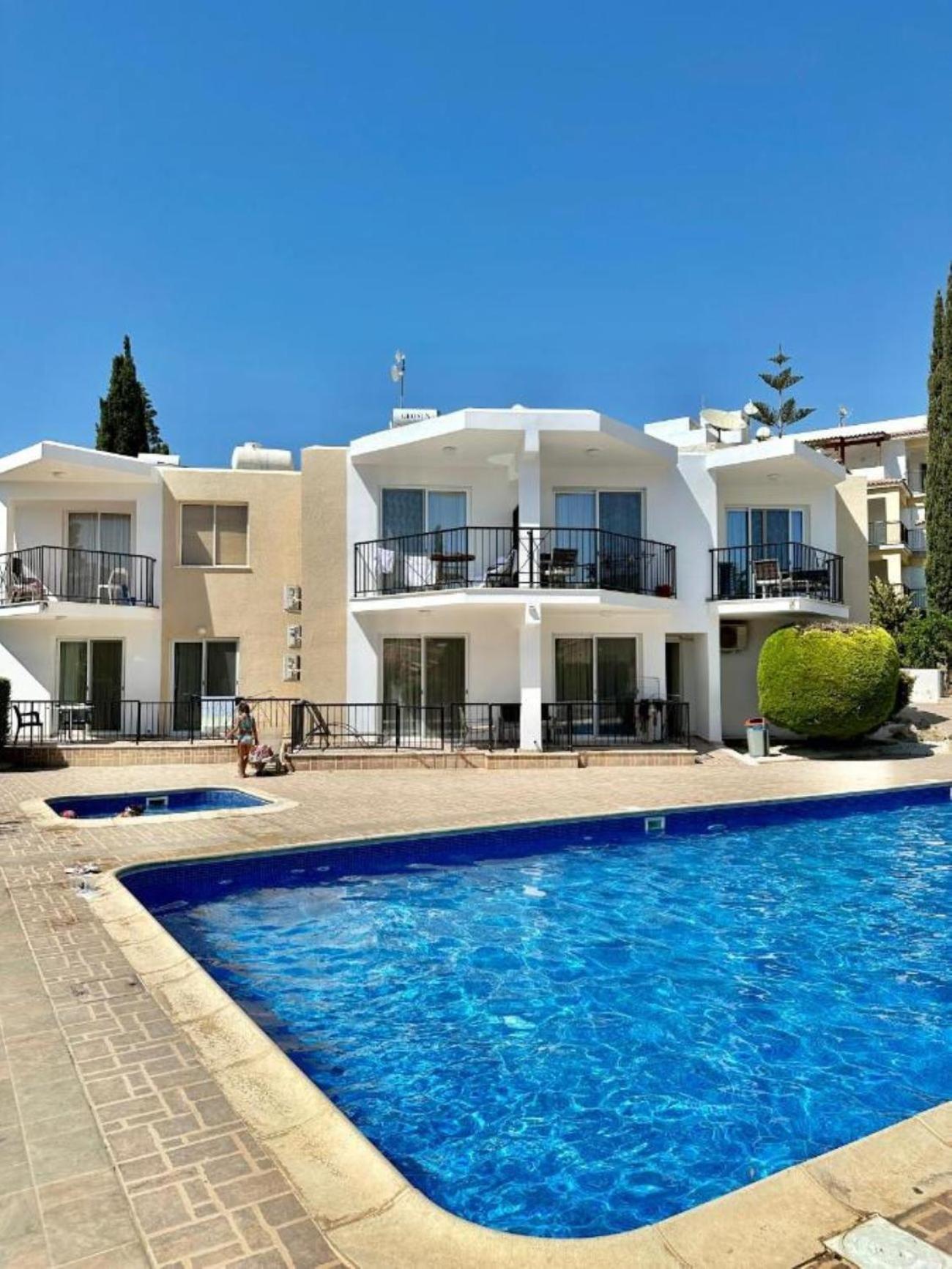 H&O Danaos Sea Breeze Apartment Paphos Exterior foto
